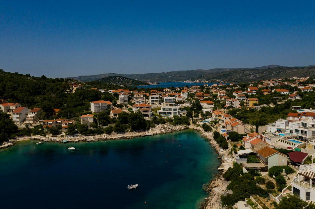 Villa Compass; Luxury experience in natural bay. Ražanj Extérieur photo